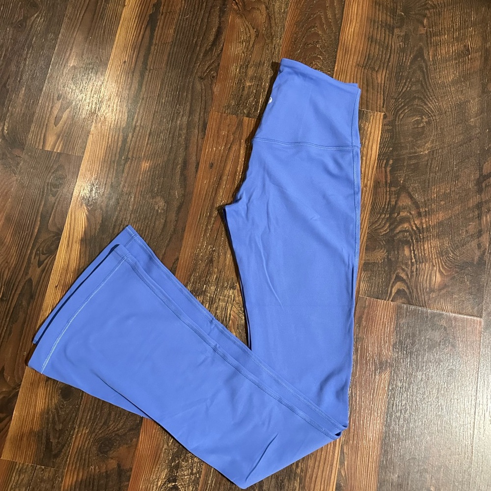 Lululemon Align High-Rise Mini-Flared Pant 32"